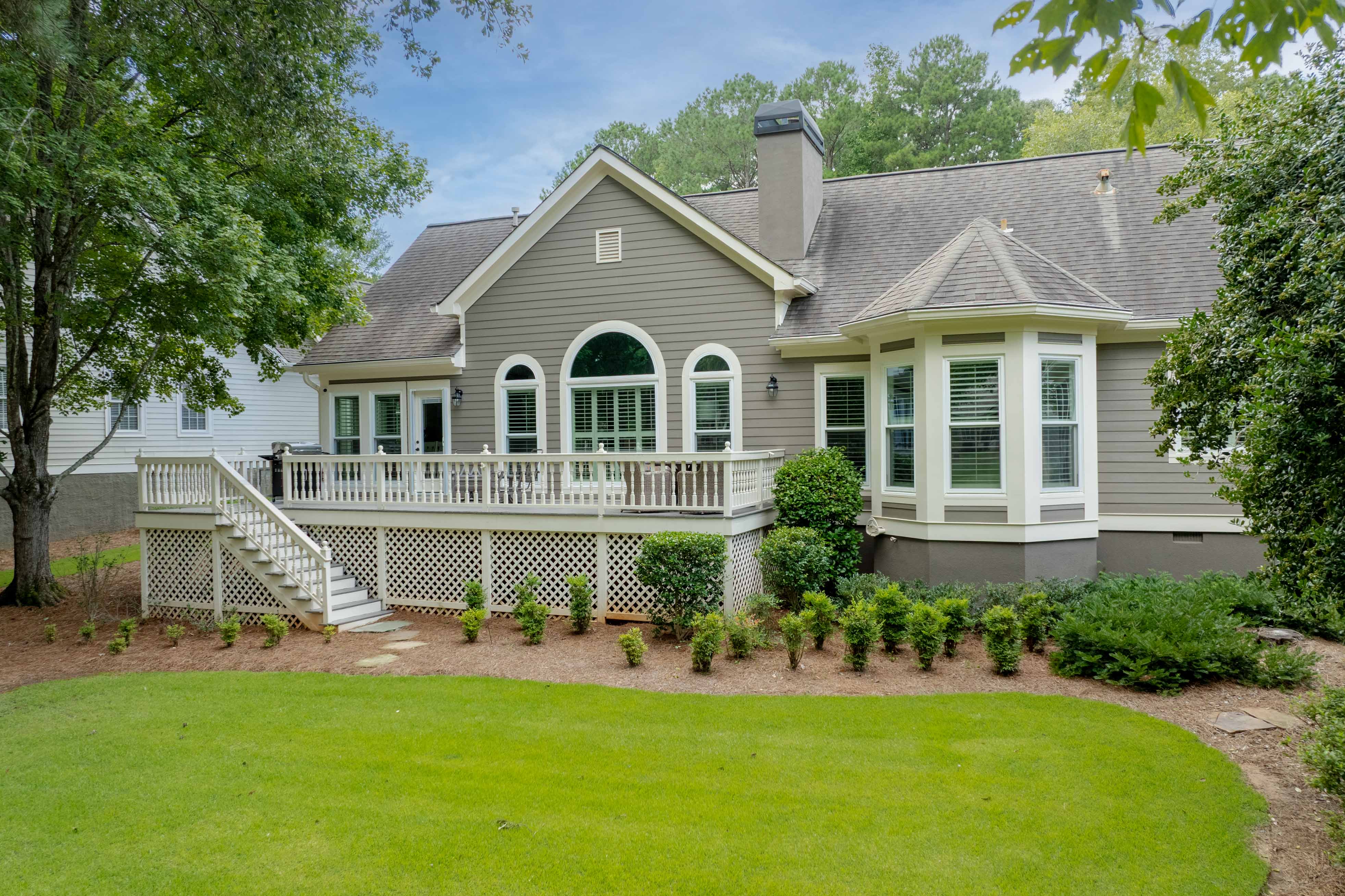 124 Oakton North image 2